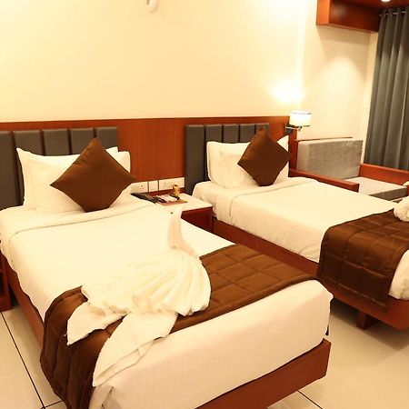 Rain Drops Hotel Chennai Exterior photo