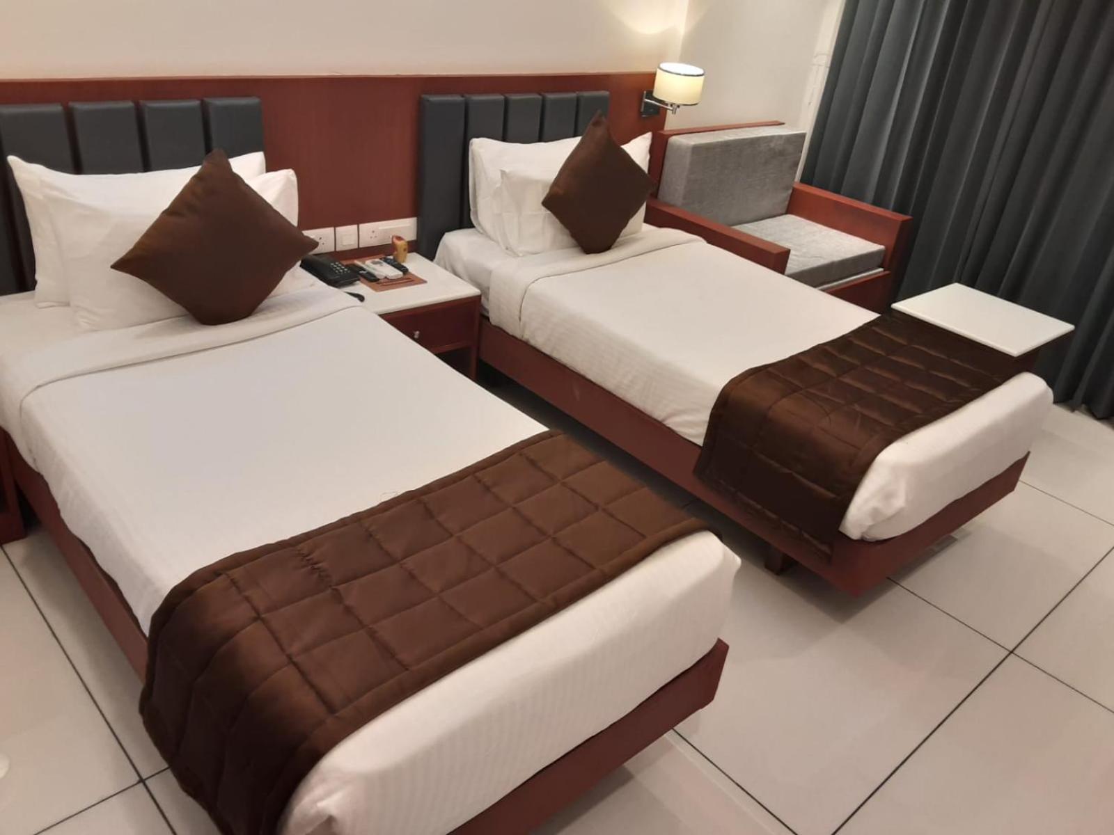 Rain Drops Hotel Chennai Exterior photo